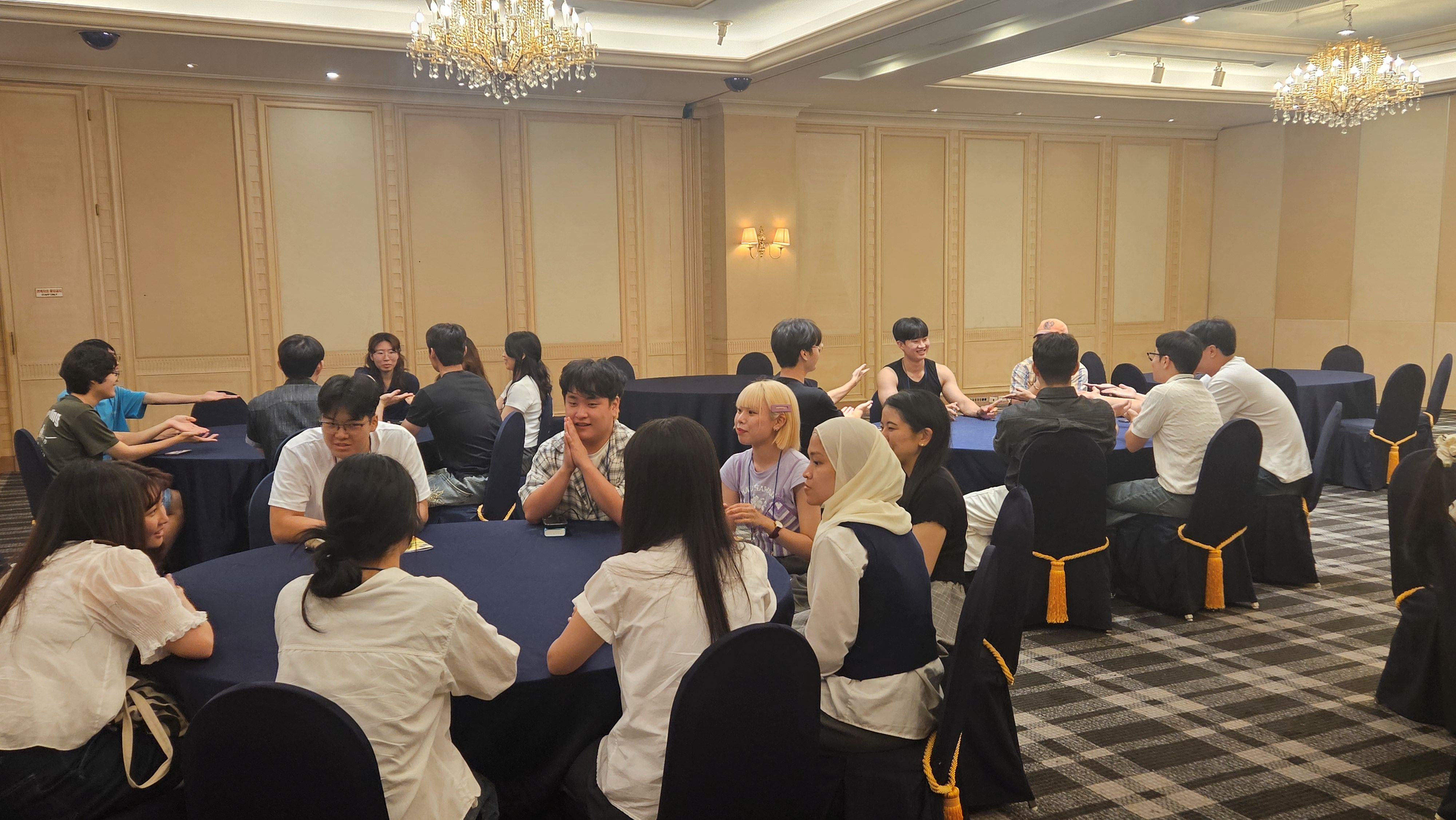 향토학교 대학생반_친교의시간_9.jpg