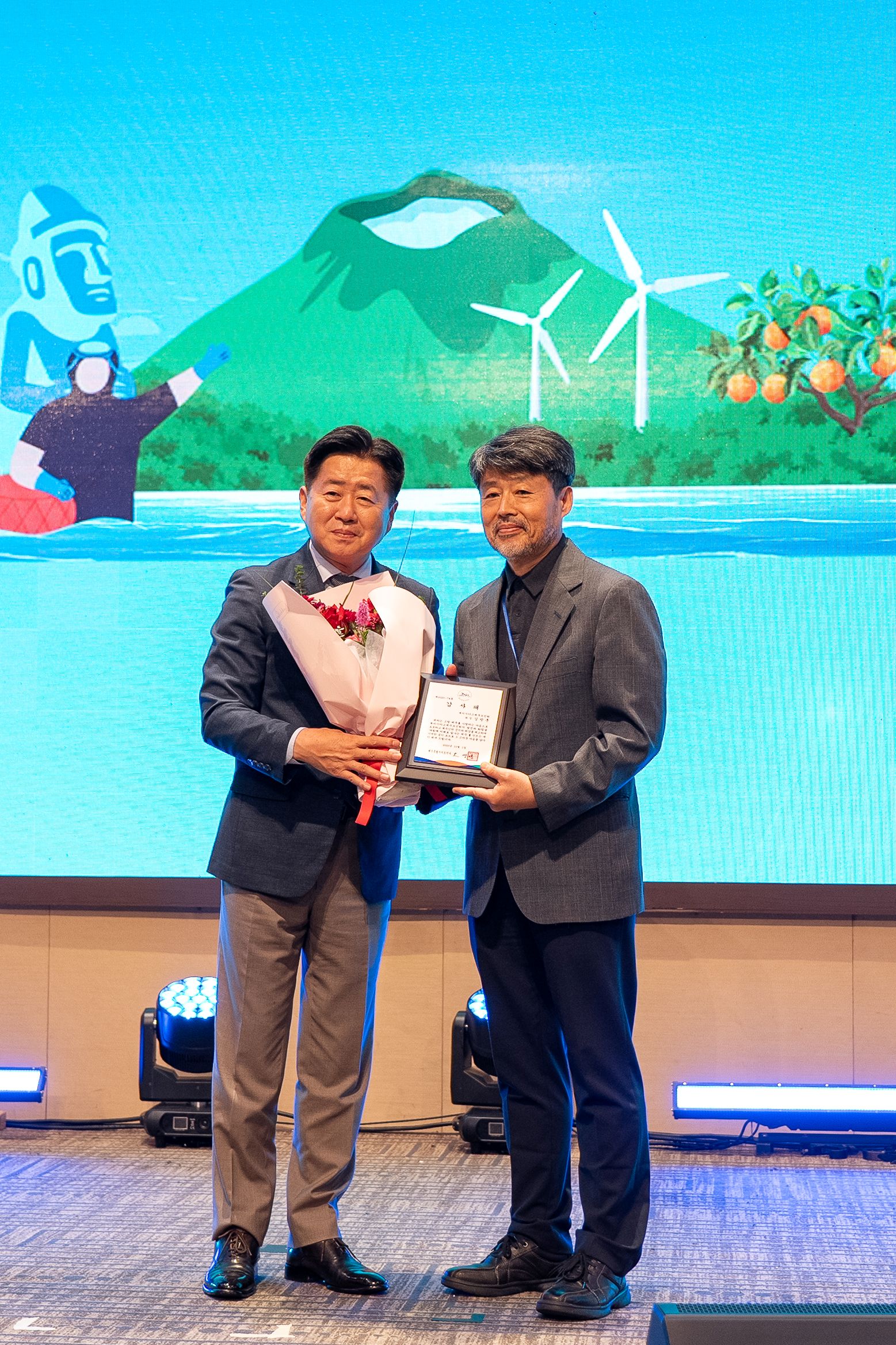 감사패수여 (3).jpg